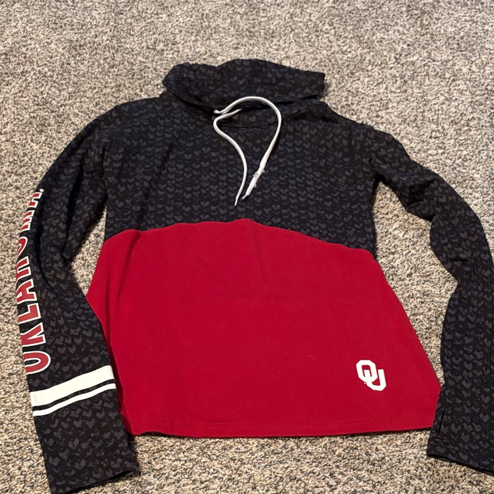 Oklahoma Sooners Black and Red Hoodie